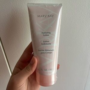 Mary Kay Hydrating Lotion